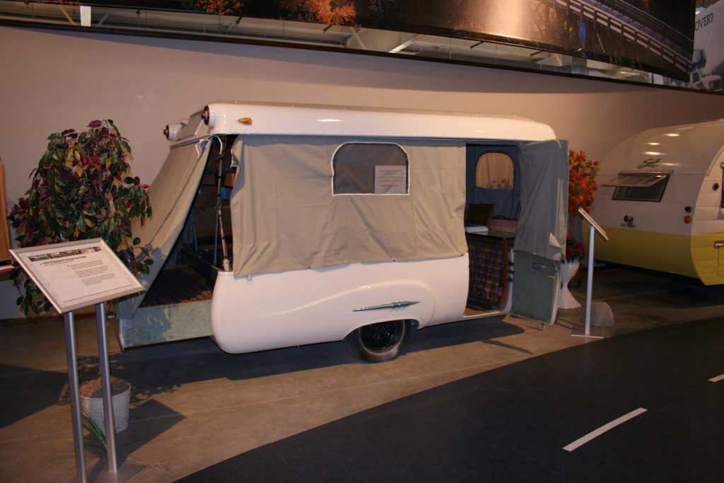 1954 Ranger pop-up trailer by Hille Engineering